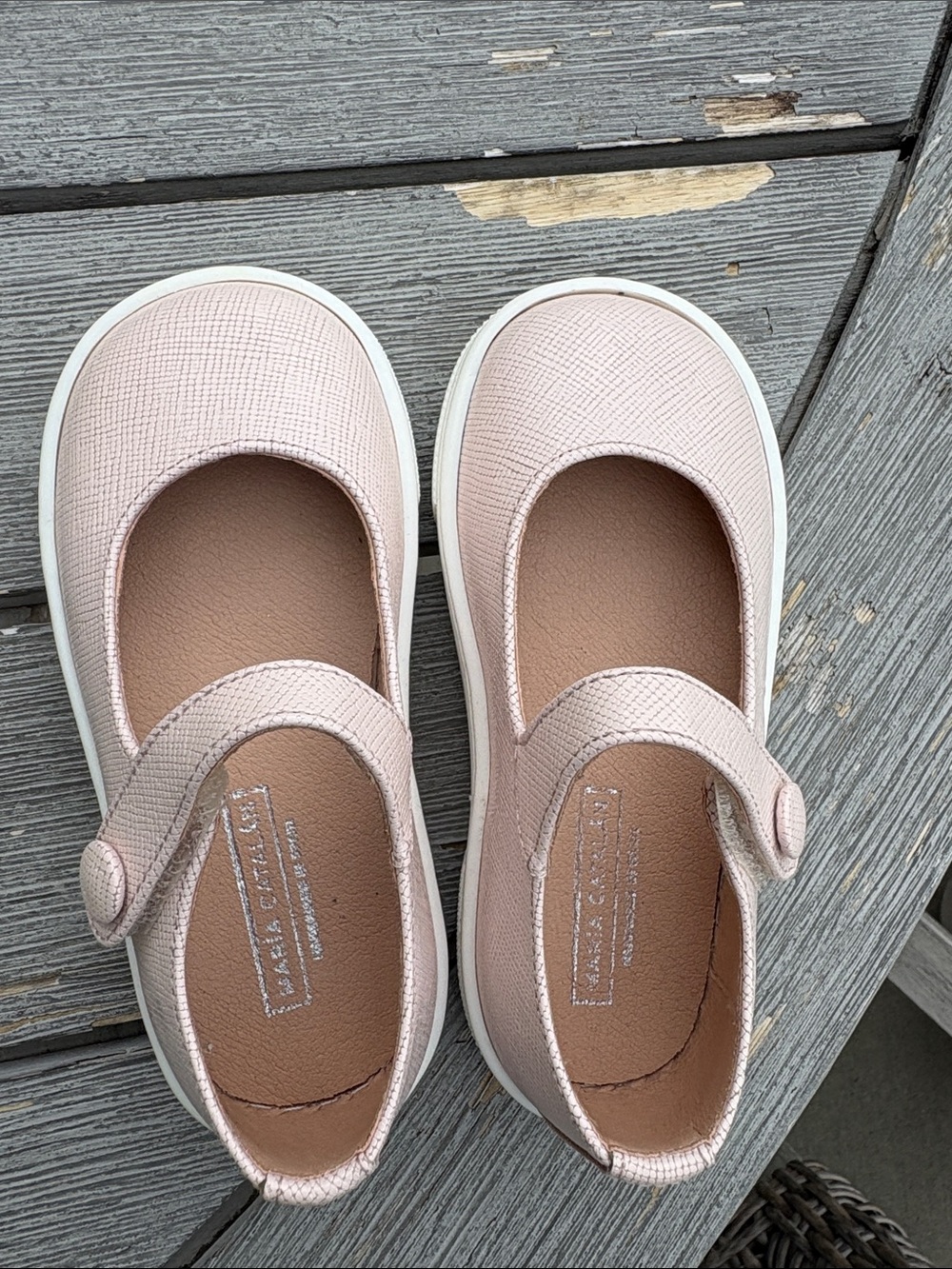 NWOT!Carter's Light Pink Mary Jane Shoes for Kids